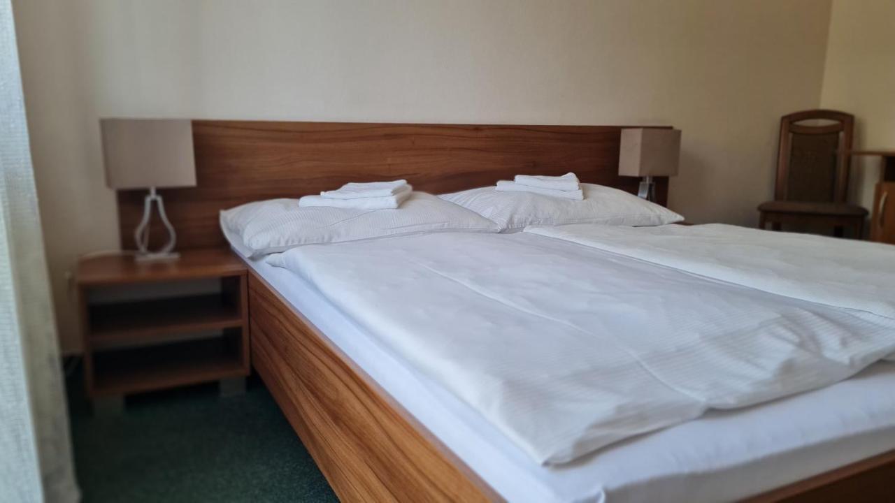 Hotel Sipox Штрба Экстерьер фото