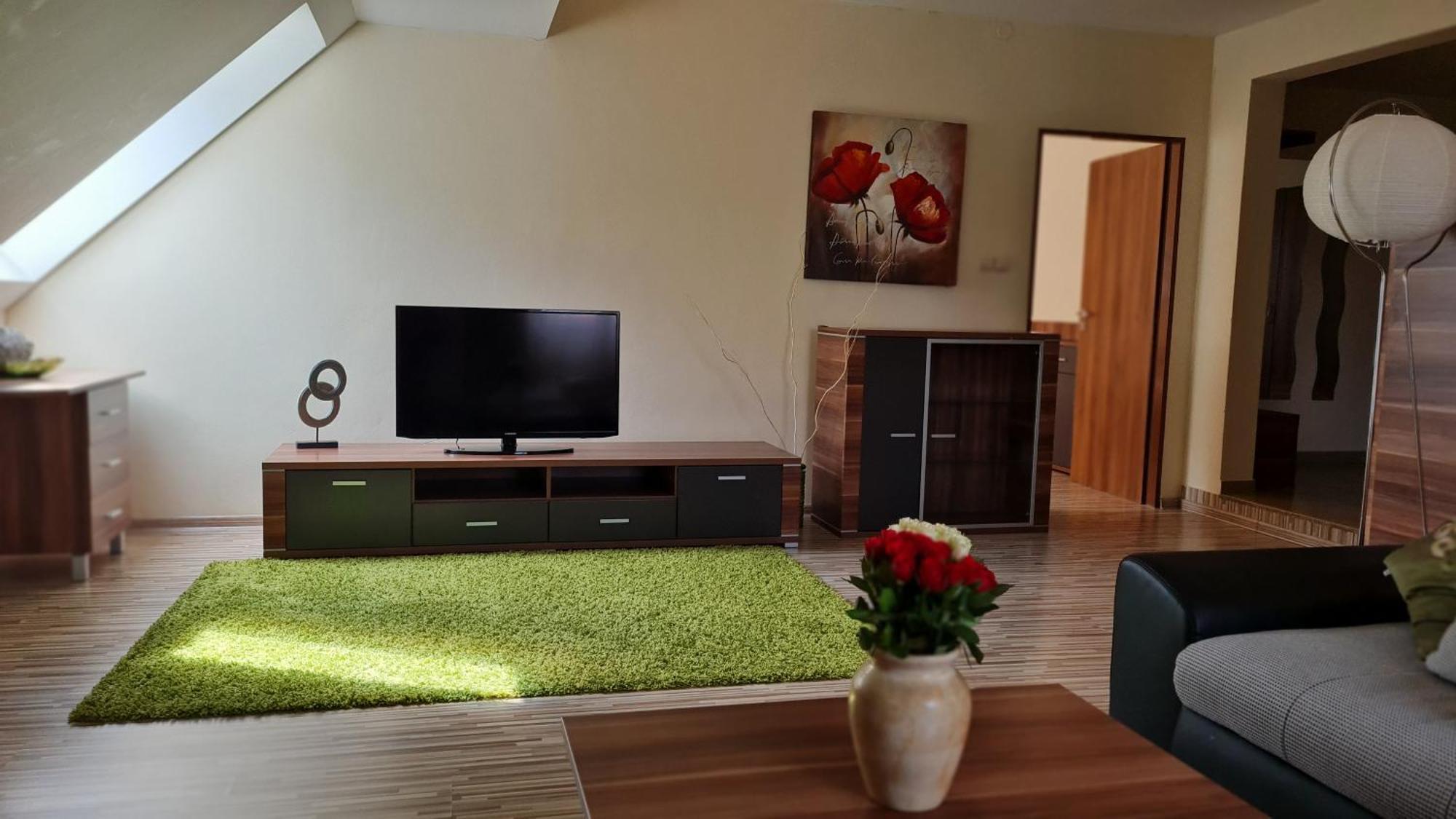 Hotel Sipox Штрба Экстерьер фото