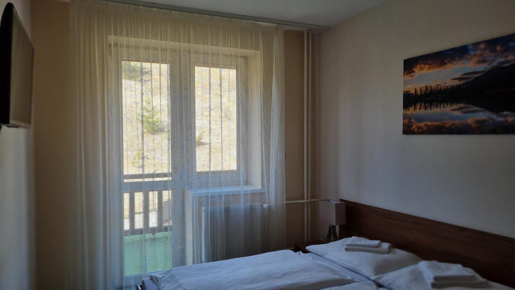 Hotel Sipox Штрба Экстерьер фото