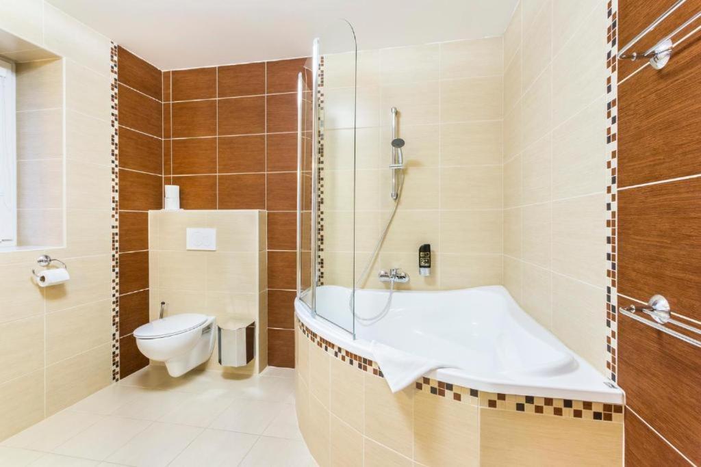 Hotel Sipox Штрба Экстерьер фото